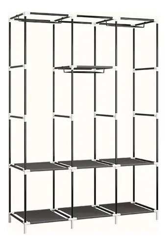 Armario de ropa multicapa.