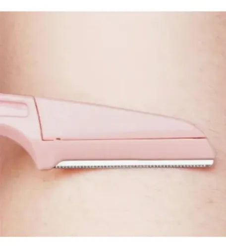 Recortador de cejas plegable.